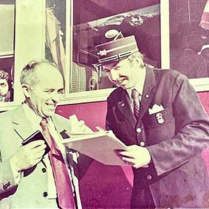 «Von den 2-Achsern über den starren Fahrplan zu Bahn und Bus 2000 +NEAT»